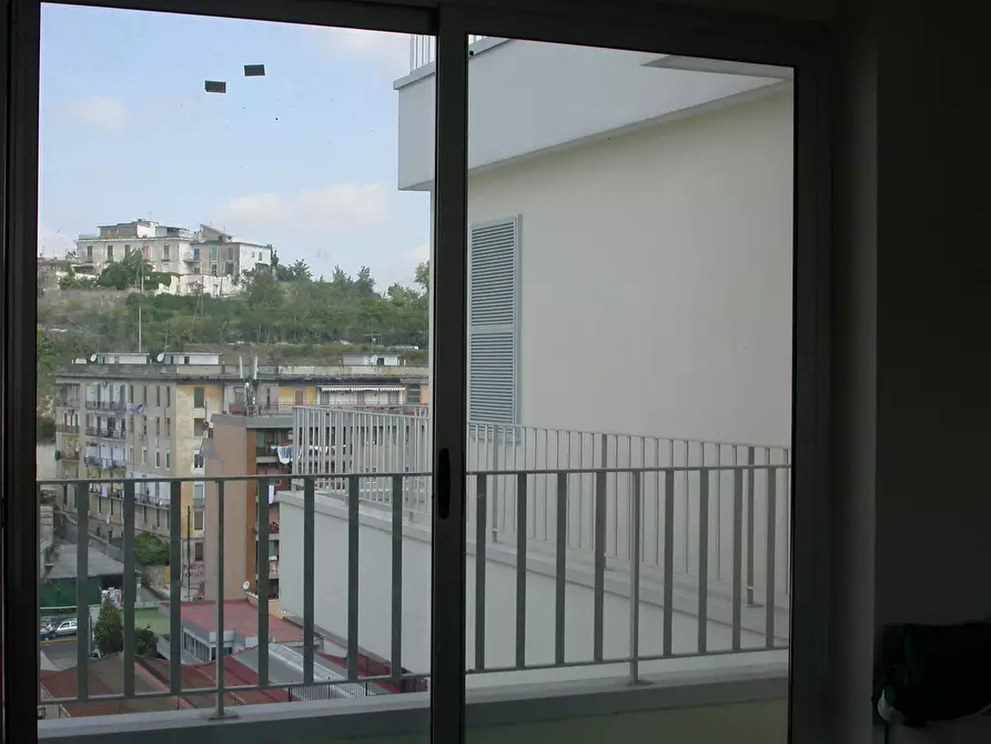 Immagine 22 di Palazzo in vendita  a Napoli