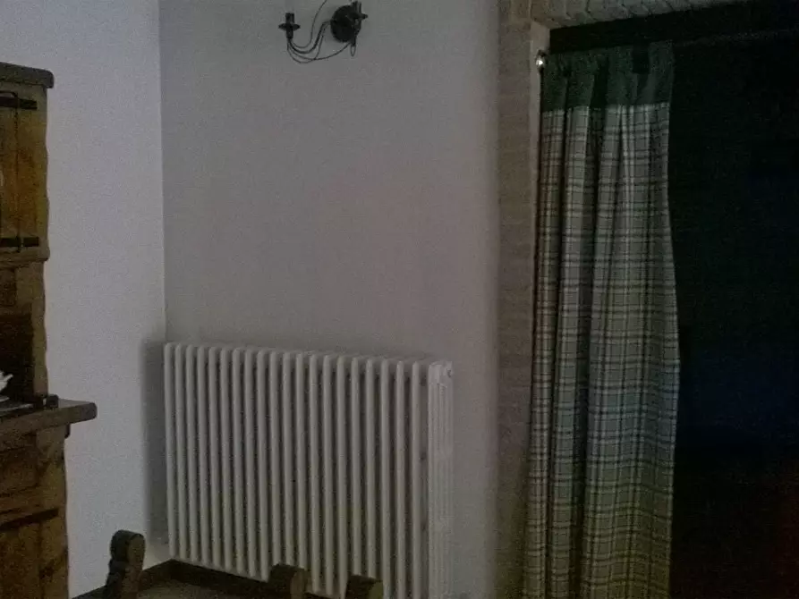 Immagine 42 di Villa in vendita  a Campli