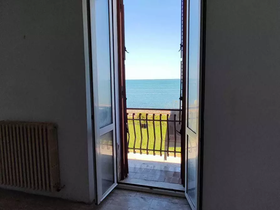 Immagine 1 di Casa indipendente in vendita  a Grottammare