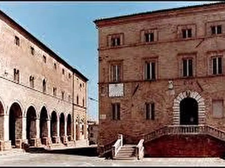 Immagine 11 di Casa indipendente in vendita  a Ripatransone