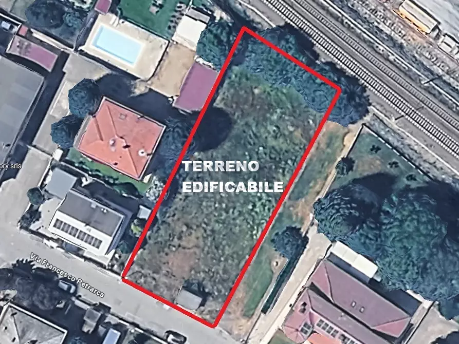 Immagine 1 di Terreno agricolo in vendita  in Via Francesco Petrarca 25 a Castelfranco Emilia