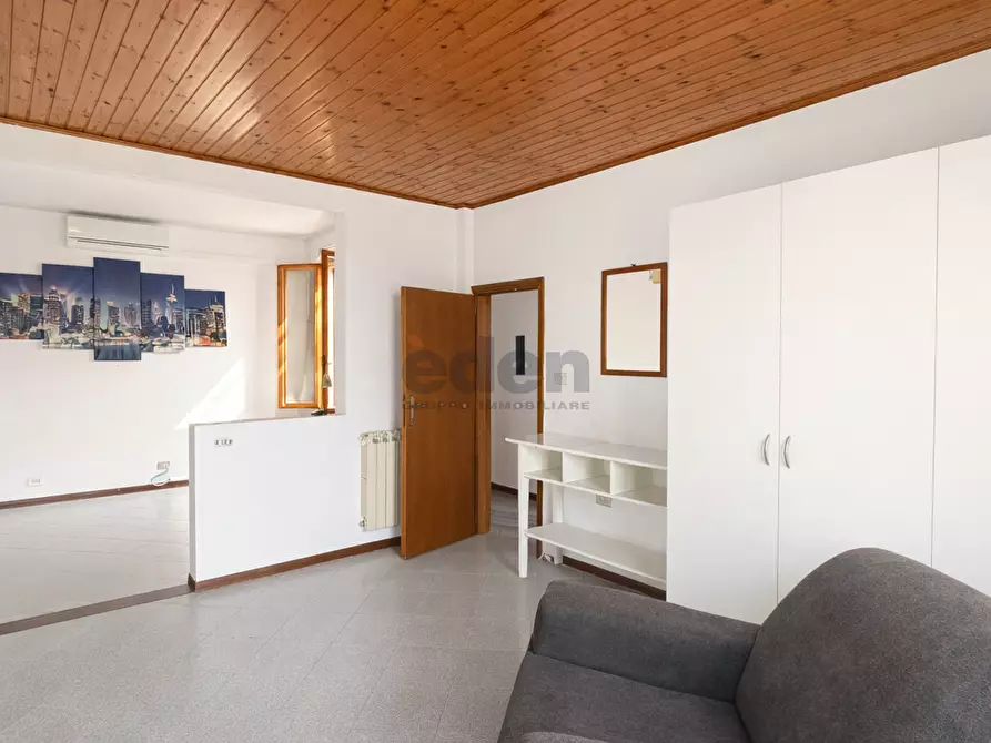 Immagine 24 di Bilocale in vendita  in Strada Nazionale Canaletto Sud 258 a Modena