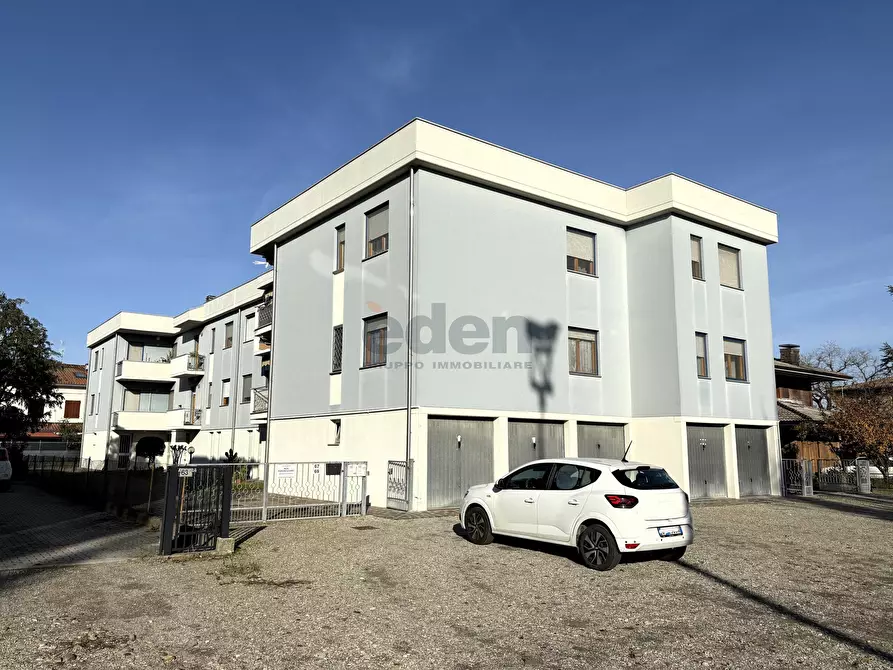 Immagine 2 di Trilocale in vendita  in Via I. Nievo 69 a Castelfranco Emilia