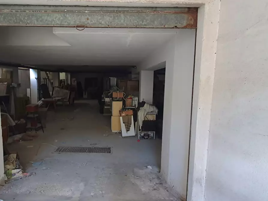 Immagine 6 di Garage in vendita  a Quartucciu