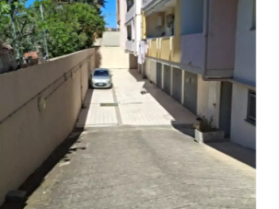 Immagine 4 di Garage in vendita  a Quartucciu
