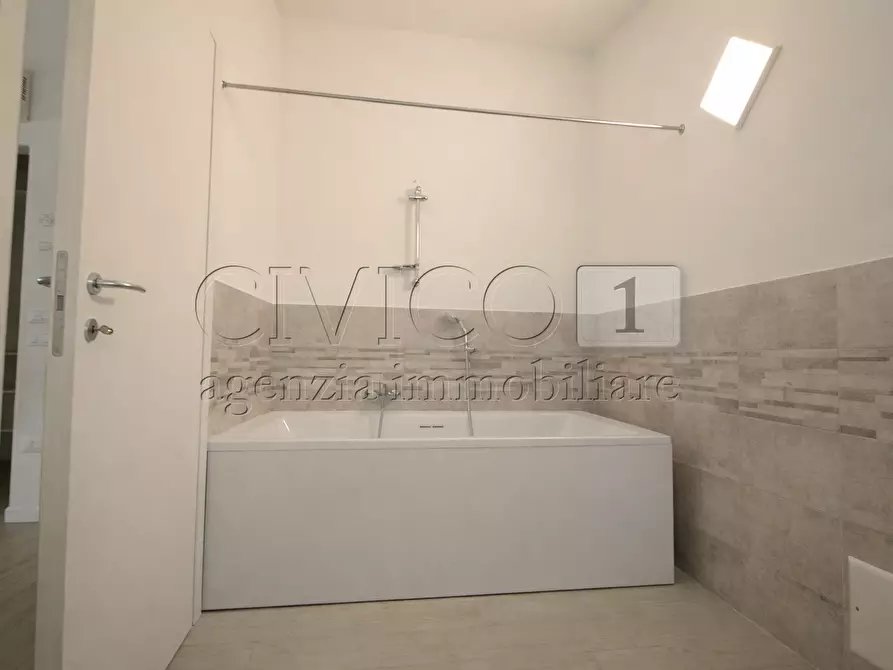 Immagine 22 di Casa bifamiliare in vendita  in Via Ponte 56 a Castegnero