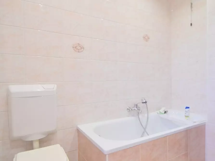 Immagine 12 di Appartamento in vendita  in Via A. Canova 26 a Gazzo Padovano