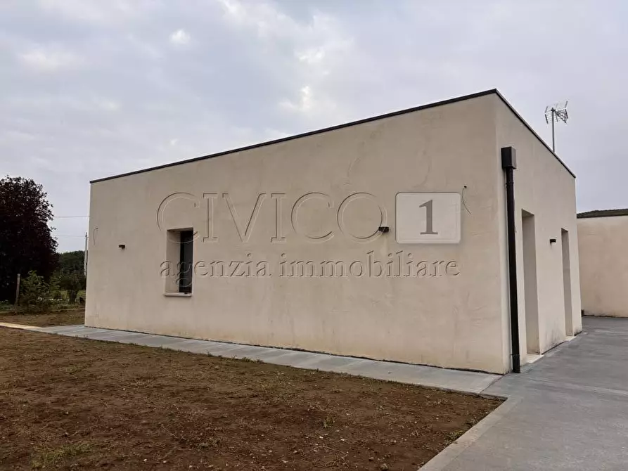 Immagine 26 di Villa in vendita  in Via Chiesa Nuova a Longare