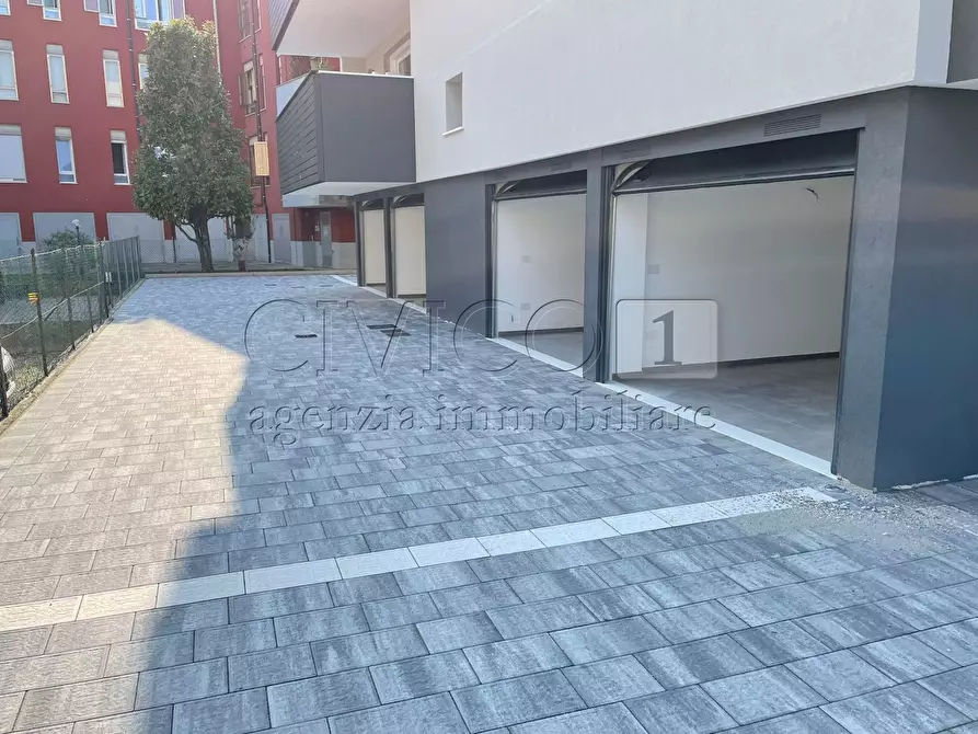 Immagine 6 di Garage in affitto  in via eulero 33 a Padova