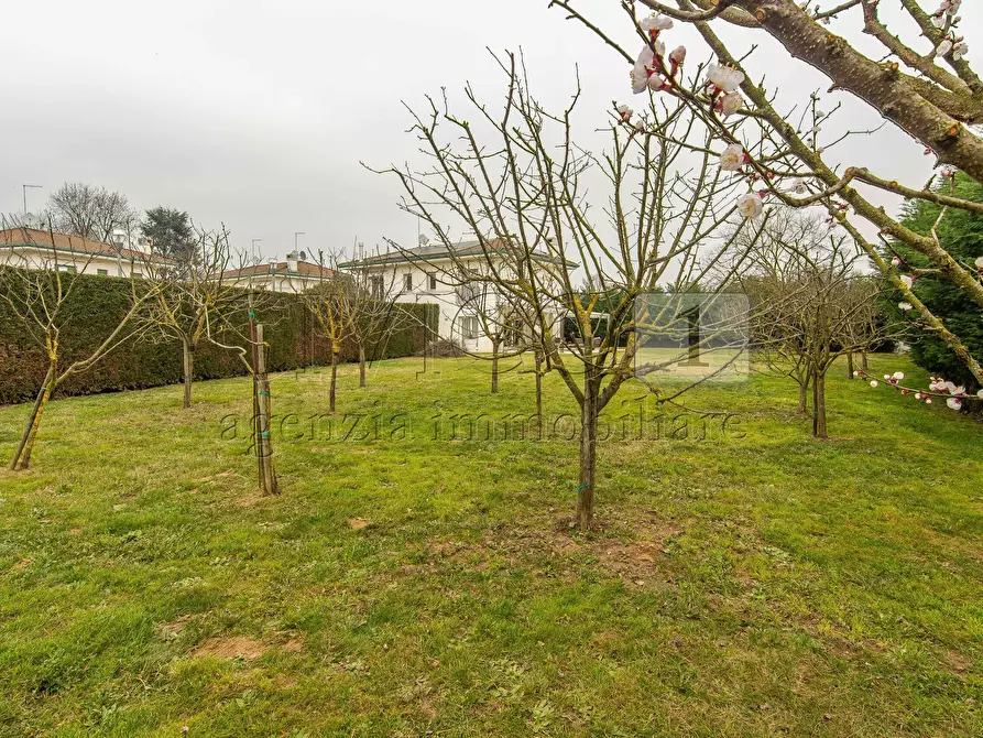 Immagine 51 di Casa bifamiliare in vendita  a Vicenza