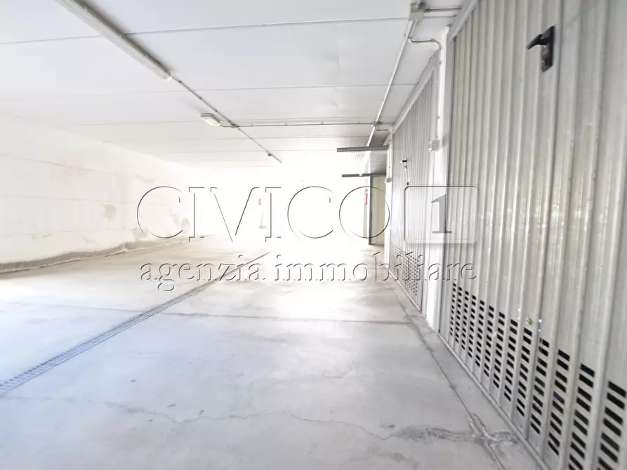 Immagine 3 di Garage in vendita  in Via Beato Pellegrino a Padova