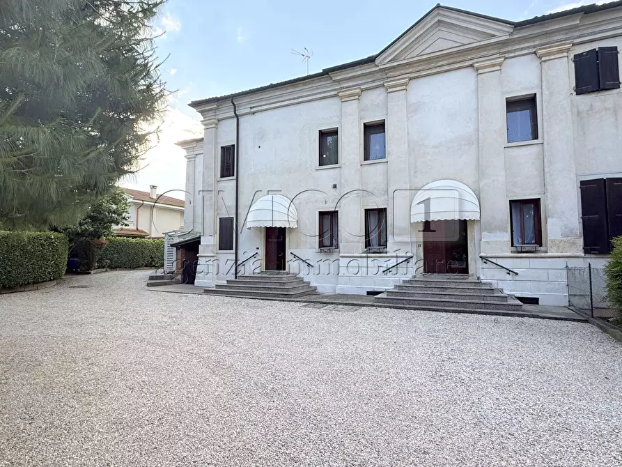Immagine 32 di Appartamento in vendita  in Via IV Novembre 4 a Grisignano Di Zocco