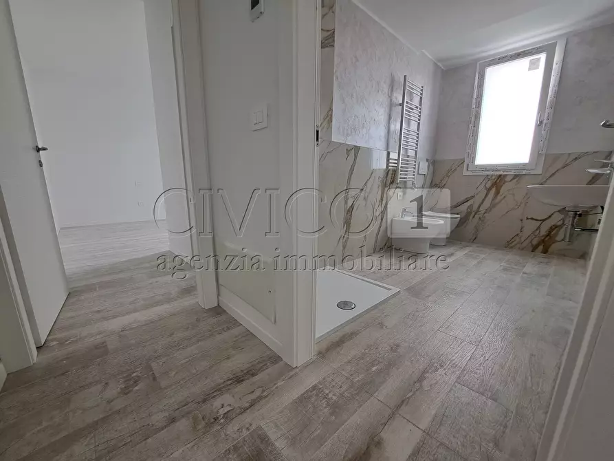 Immagine 21 di Appartamento in vendita  in Via Secula a Longare