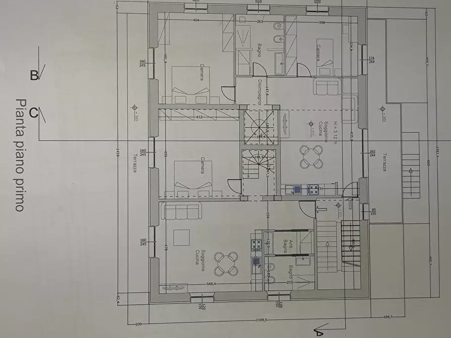 Immagine 1 di Casa semindipendente in vendita  in Strada Statale 1 262 a Ortonovo