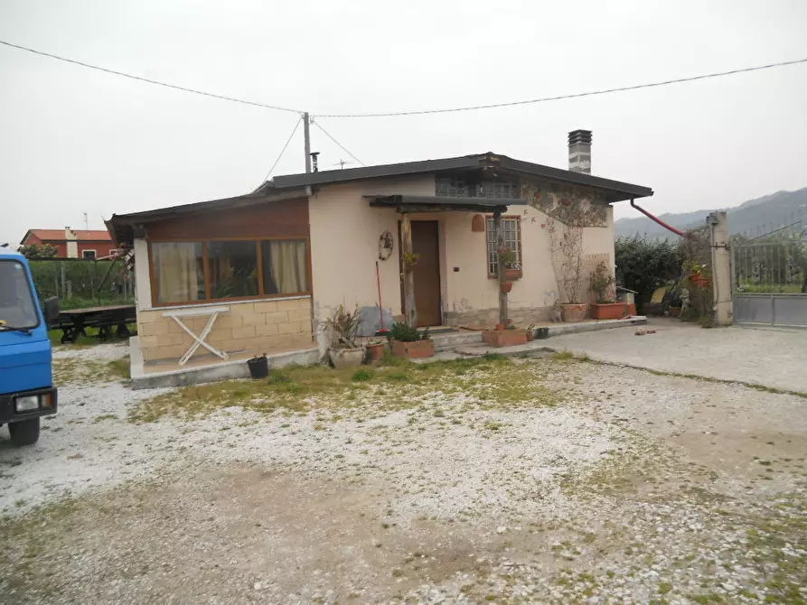 Immagine 1 di Rustico / casale in vendita  in Via Gragnola 64 a Castelnuovo Magra