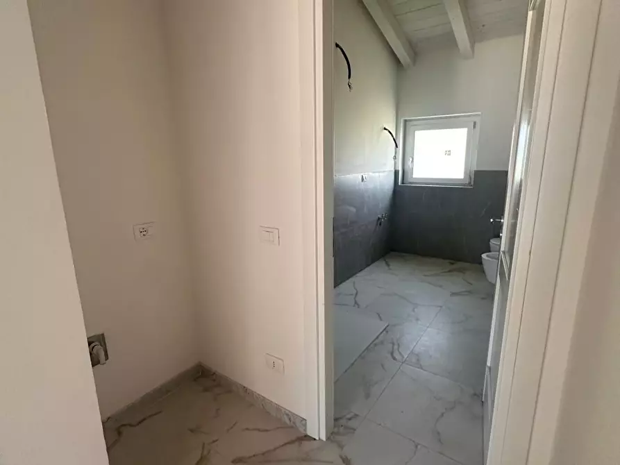 Immagine 18 di Casa semindipendente in vendita  in Via Litoranea 22 a Ameglia