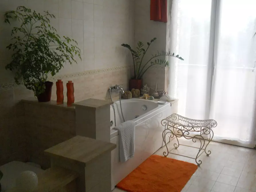 Immagine 65 di Casa semindipendente in vendita  in Via Caffaggiola 37 a Ortonovo