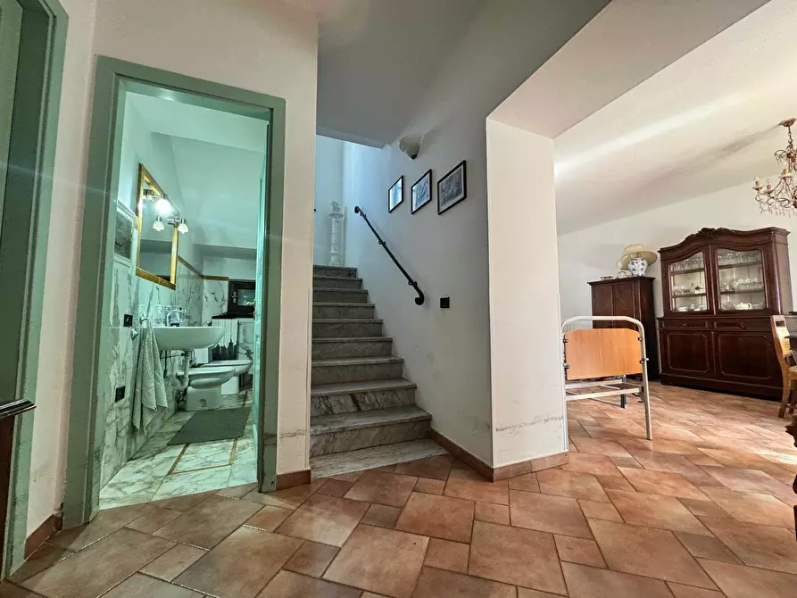 Immagine 10 di Villa in vendita  in ISOLA a Ortonovo