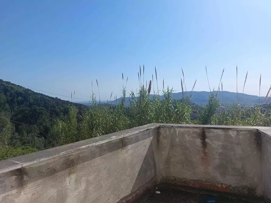 Immagine 10 di Casa semindipendente in vendita  in Via Belvedere 13 a Sarzana