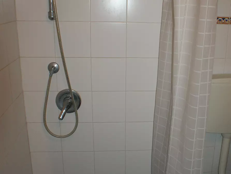 Immagine 12 di Villa in vendita  in Via Annunziata a Ortonovo