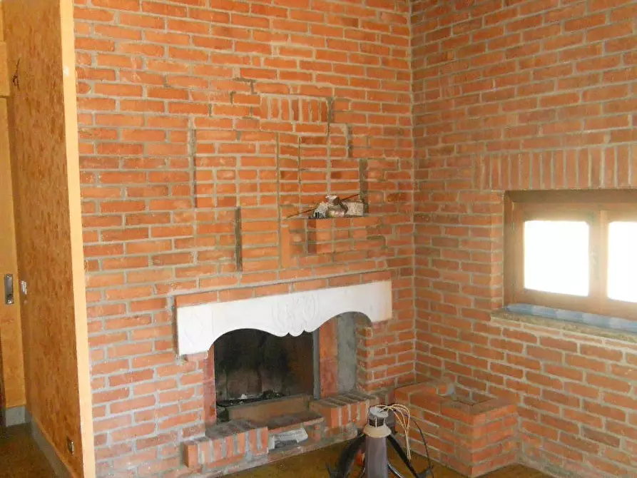 Immagine 14 di Villa in vendita  in Via Luni 36 a Ortonovo