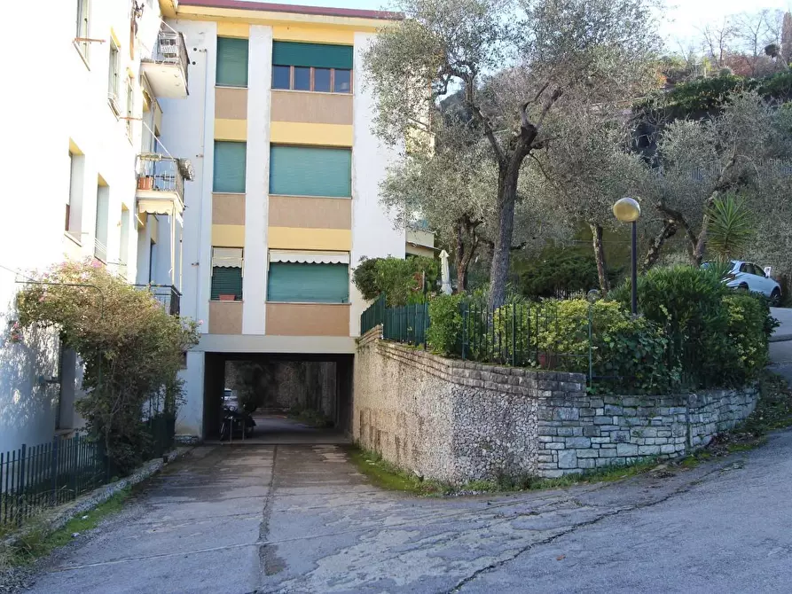 Immagine 37 di Appartamento in vendita  in Via Carbognano 3 ° Traversa a Lerici