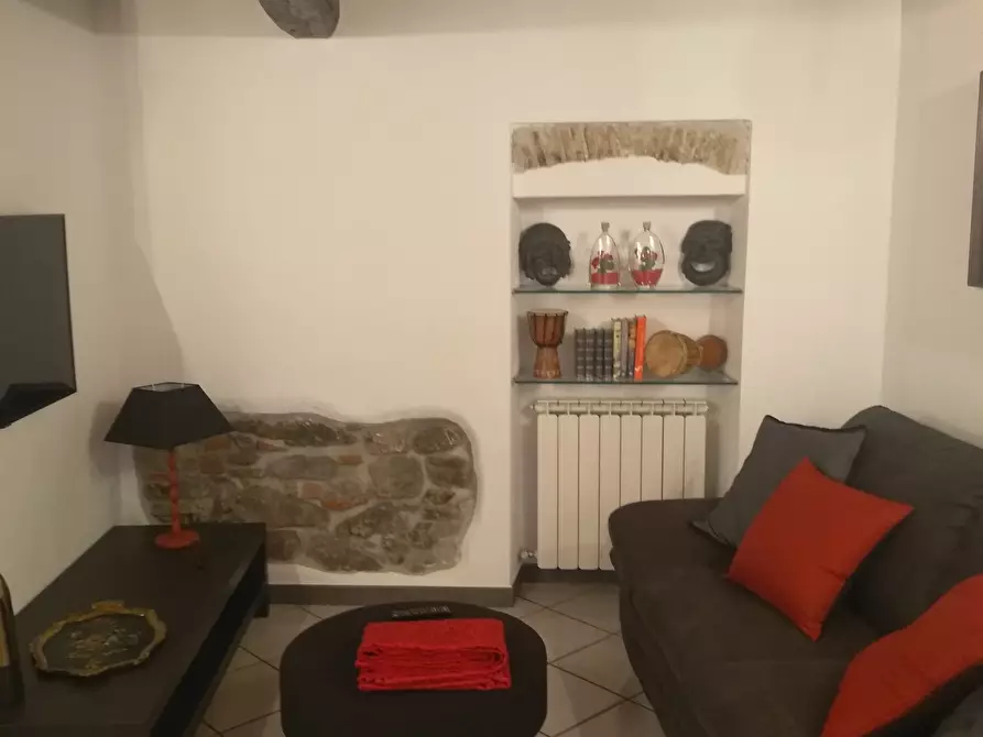 Immagine 7 di Casa semindipendente in vendita  in Piazza della Chiesa 15 a Ortonovo