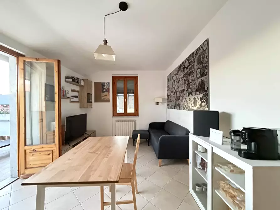 Immagine 4 di Appartamento in vendita  in Via Nave a Sarzana