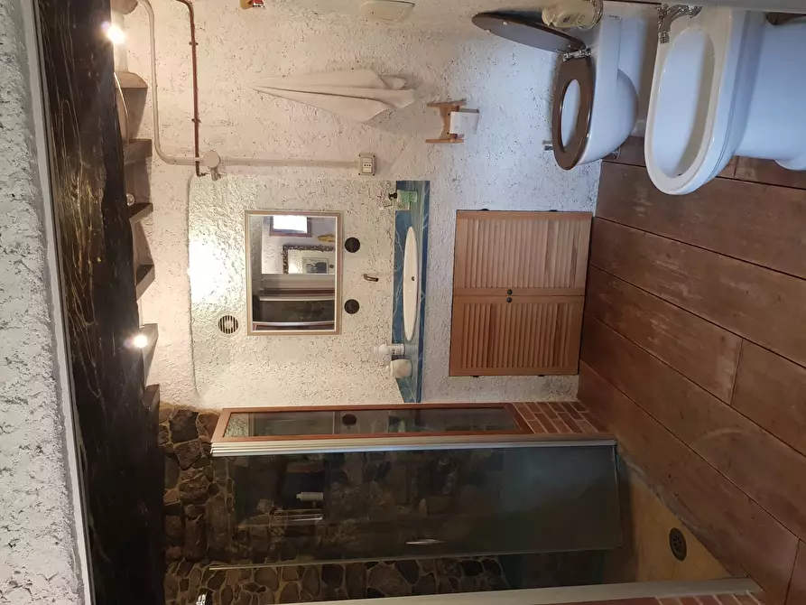 Immagine 30 di Villa in vendita  in Via Milazzo 65 a Carrara