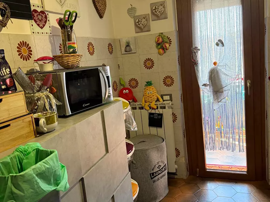 Immagine 7 di Appartamento in vendita  in Via della Pace 24 a Castelnuovo Magra