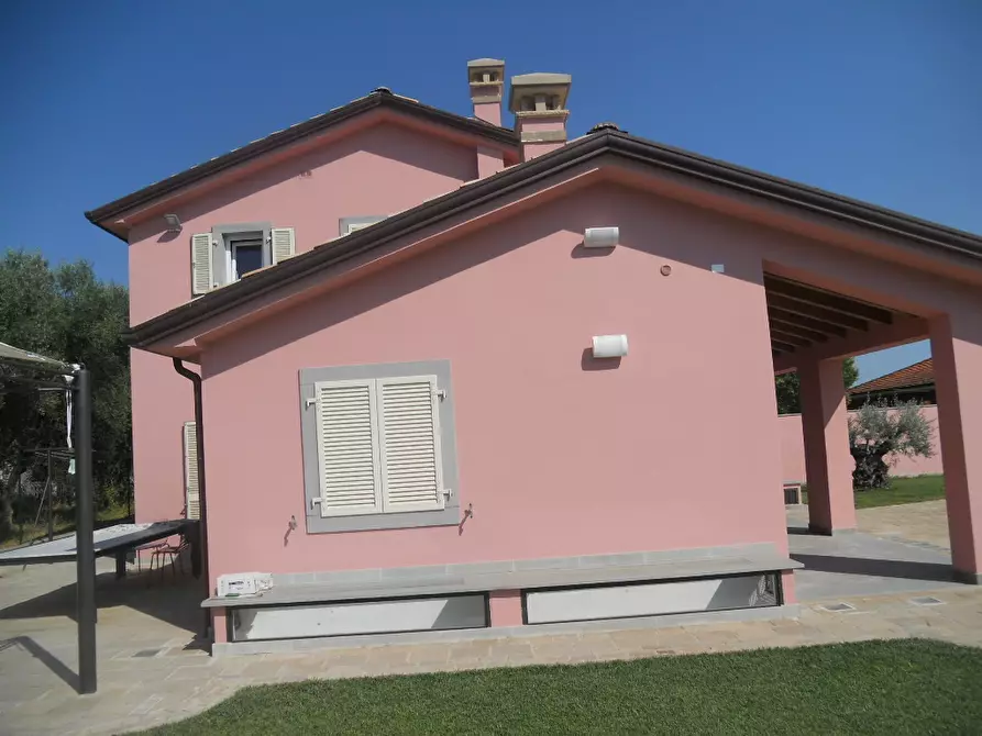 Immagine 76 di Casa semindipendente in vendita  a Castelnuovo Magra