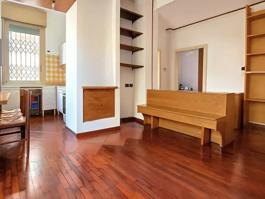 Immagine 3 di Trilocale in affitto  a Bologna