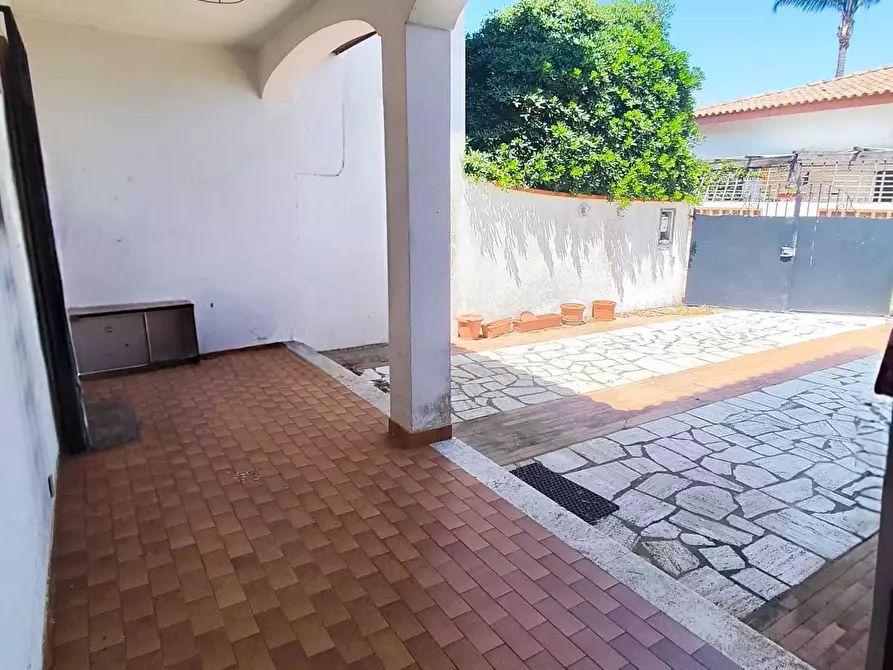 Immagine 6 di Casa bifamiliare in vendita  in Via del Colle 7 a San Felice Circeo