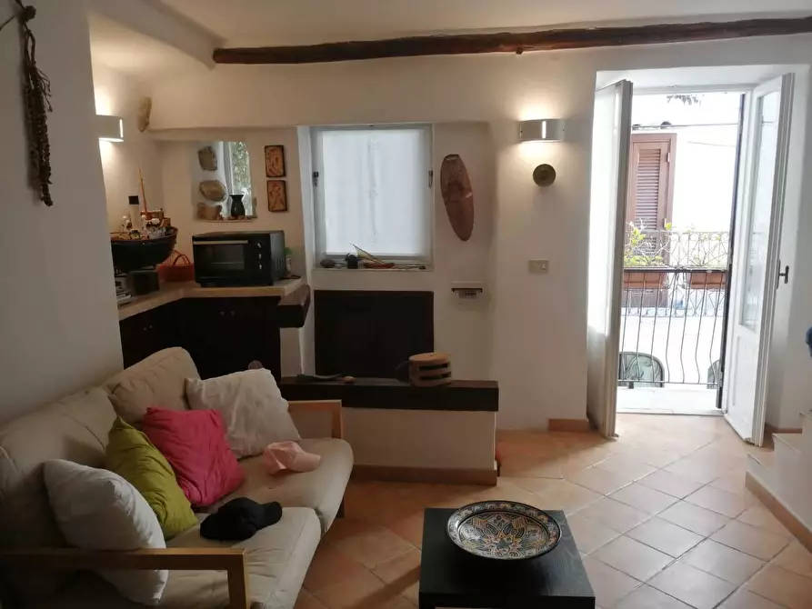 Immagine 1 di Casa bifamiliare in affitto  in Via Silvio Pellico 3A a San Felice Circeo