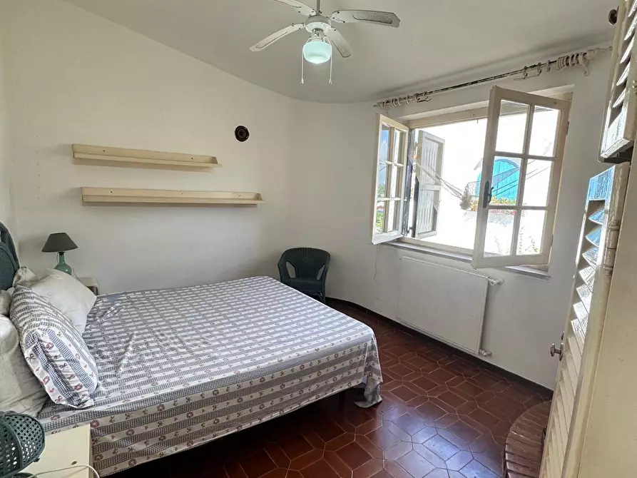 Immagine 21 di Casa bifamiliare in vendita  in Strada Provinciale Badino 29 a Terracina