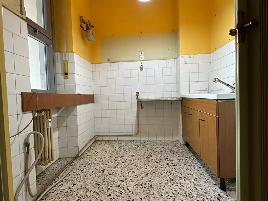 Immagine 6 di Trilocale in vendita  in Piazza Pitagora 12 a Torino