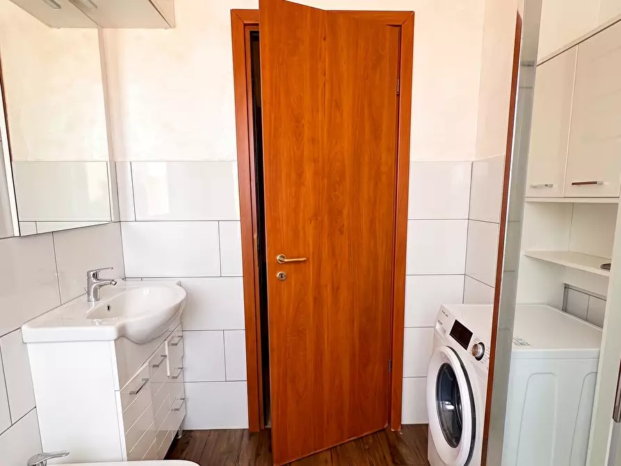 Immagine 13 di Trilocale in vendita  in Viale Papa Giovanni XXIII 15 a Beinasco