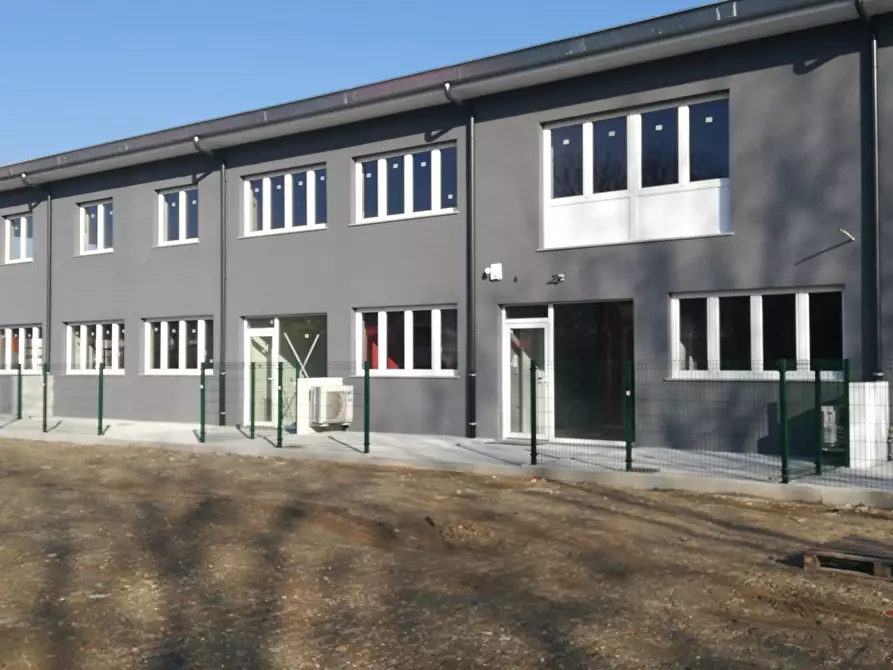 Immagine 2 di Ufficio in affitto  in Via Pateri 60 a Beinasco