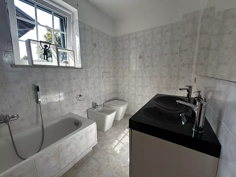 Immagine 39 di Porzione di casa in vendita  in Via Trento 1 a Beinasco