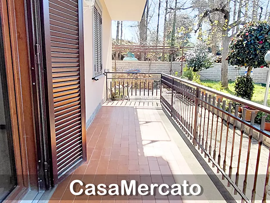 Immagine 18 di Pentalocale in affitto  in Viale dei Pini a Montecompatri