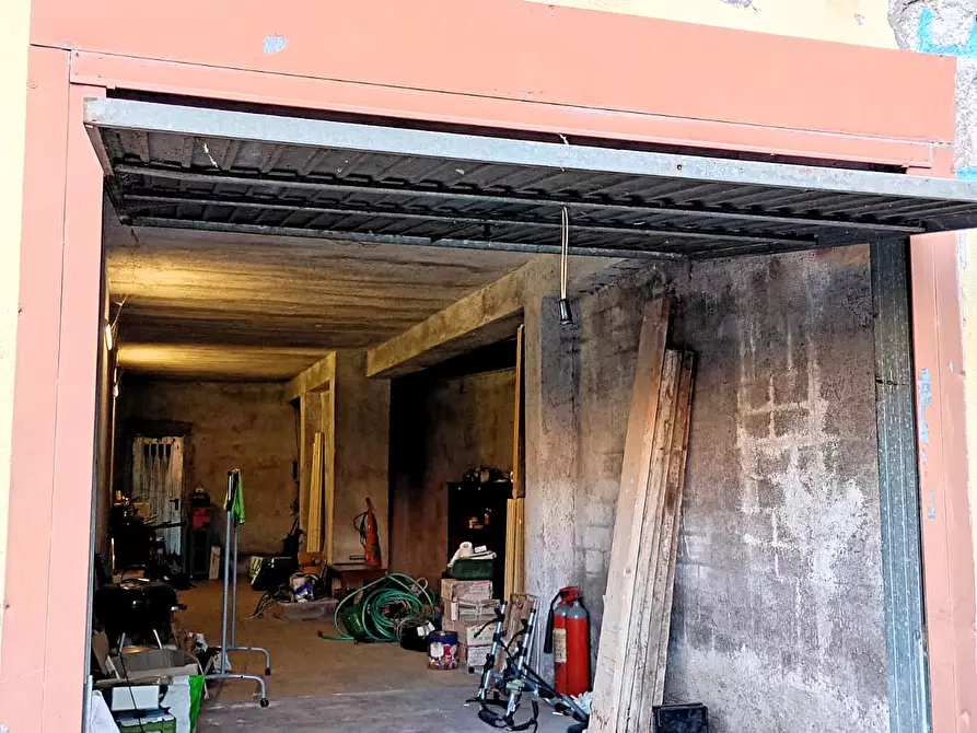 Immagine 7 di Garage in vendita  a Rocca Di Papa