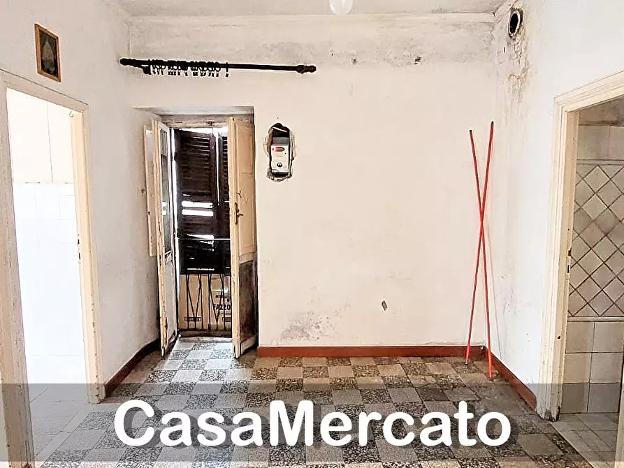 Immagine 1 di Bilocale in vendita  in Vicolo delle Grotte a Rocca Di Papa