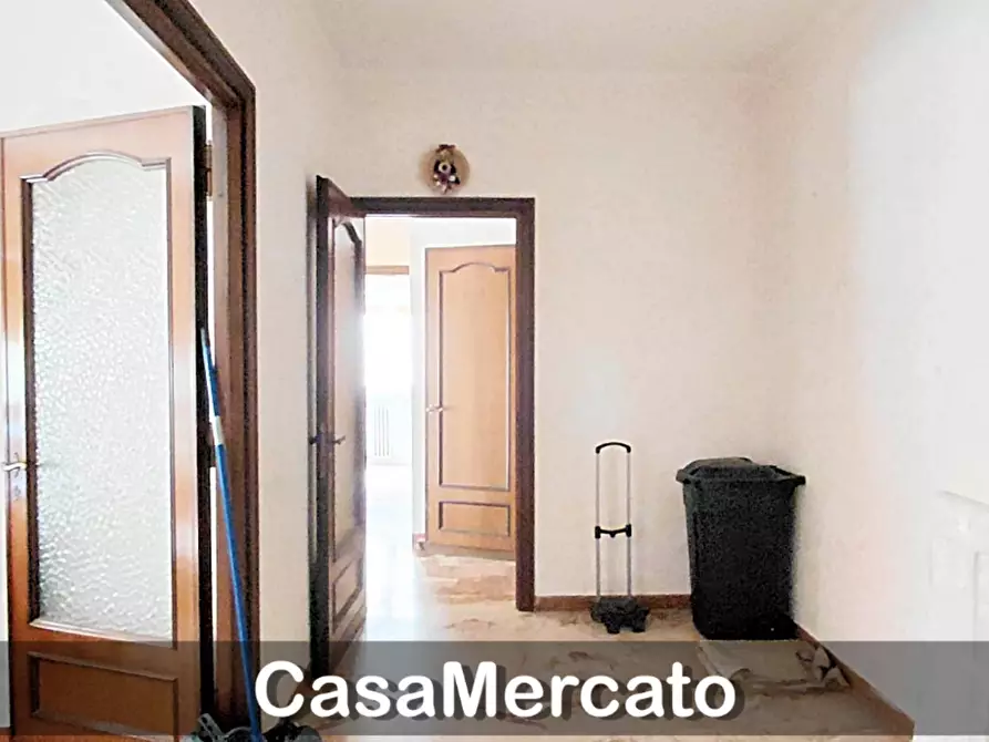 Immagine 17 di Trilocale in vendita  a Marino