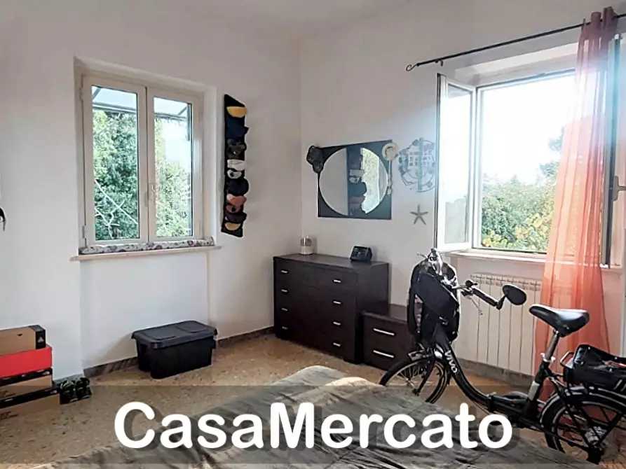 Immagine 11 di Bilocale in vendita  in Via Marino Campagna a Rocca Di Papa