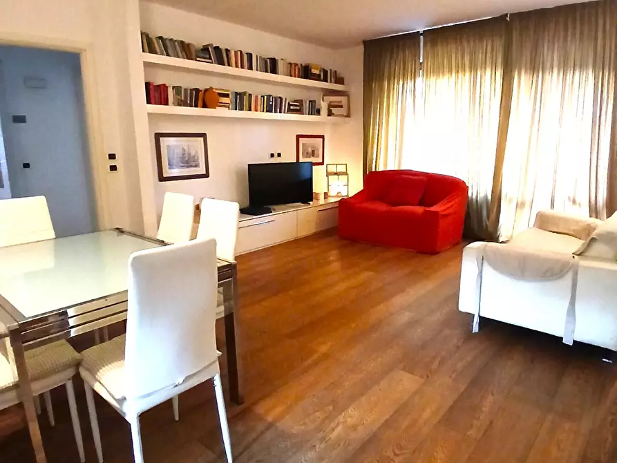 Immagine 96 di Appartamento in vendita  a San Benedetto Del Tronto