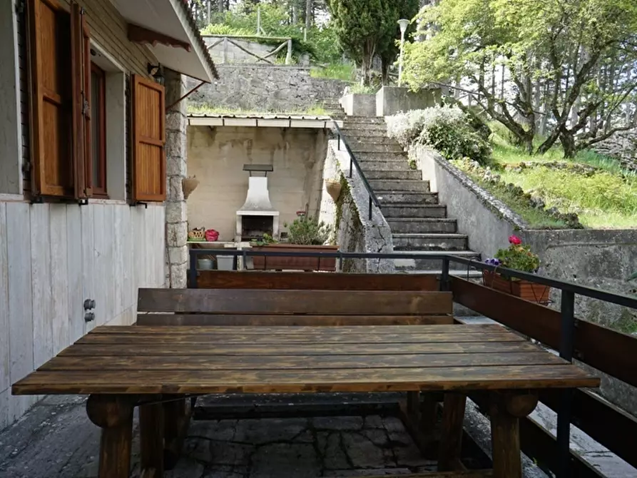 Immagine 52 di Casa indipendente in vendita  a Ascoli Piceno