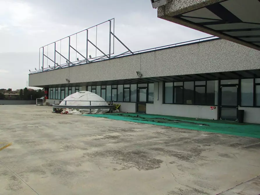 Immagine 2 di Laboratorio in vendita  in VIA LUIGI EINUDI a Civitanova Marche