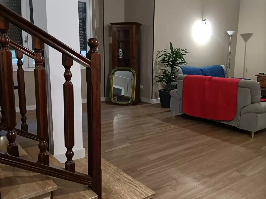 Immagine 3 di Casa indipendente in vendita  a Ascoli Piceno