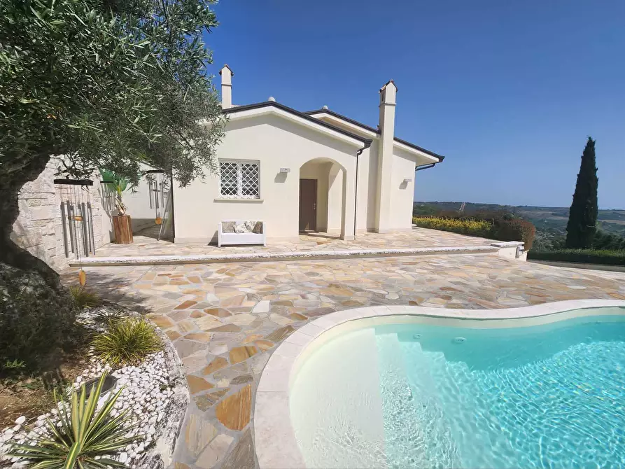 Immagine 6 di Villa in vendita  a San Benedetto Del Tronto