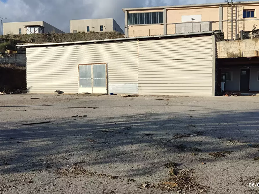 Immagine 16 di Capannone industriale in vendita  in Strada Statale 17 a Barisciano